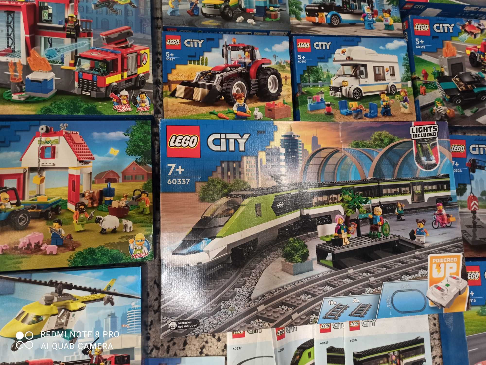 Lego City zastawy,opakowania/pudełka i instrukcje-tanio sprzedam