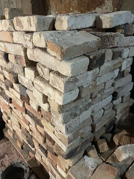 Продам огнеупорный кирпич Б/У