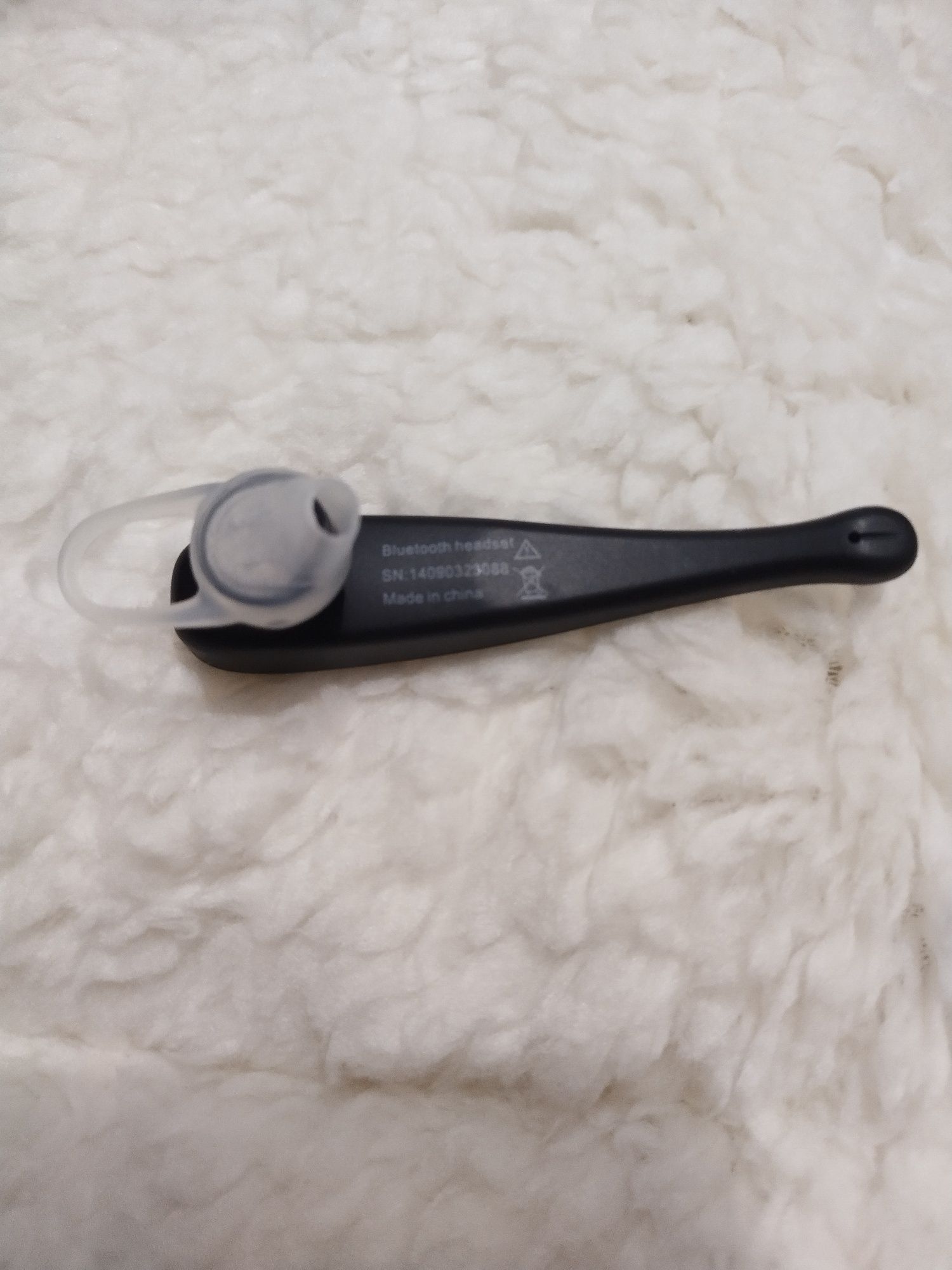 Bluetooth наушник