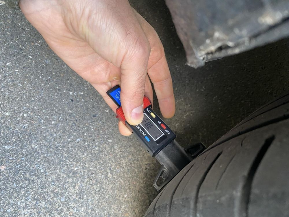 Continental ContiEcoContact 5 215/55 R17 94V