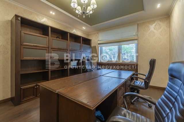 Продам 3 кімн кварт в ЖК Парк-хол Горький центр Антоновича 131