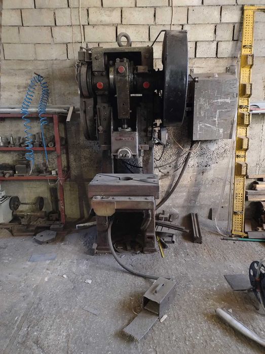 Prasa mimośrodowa nacisk 40 t