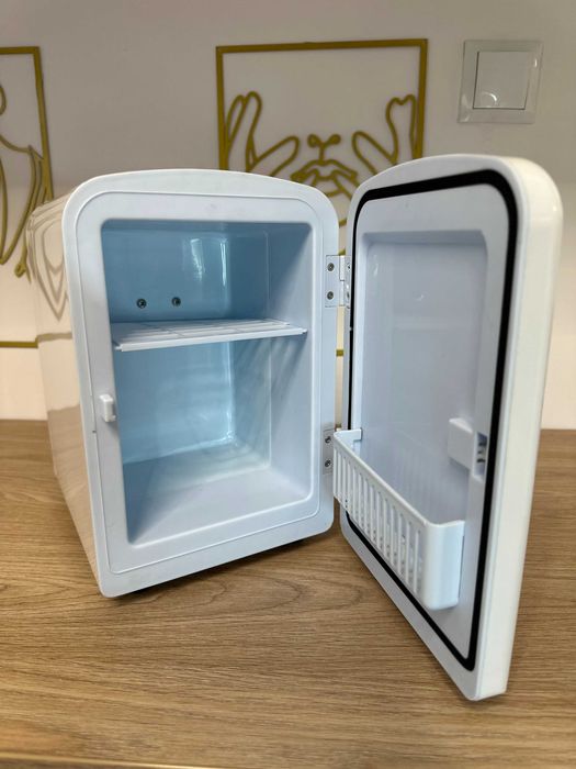 Lodowka kosmetyczna Fluff  biała