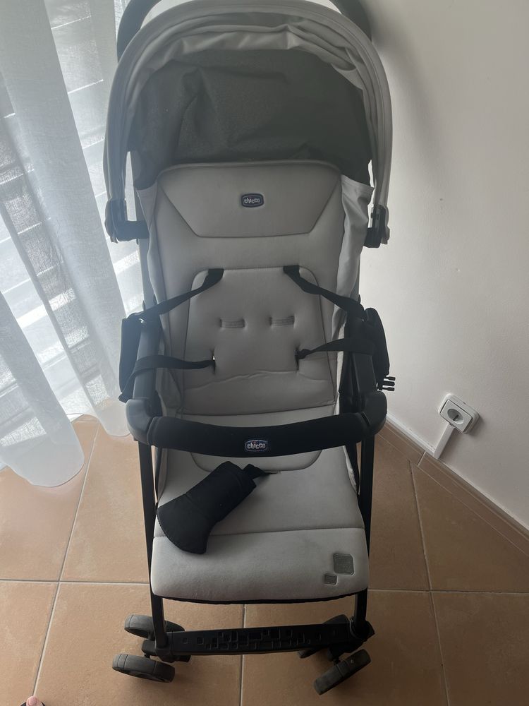 Carrinho de viagem dobrável chicco