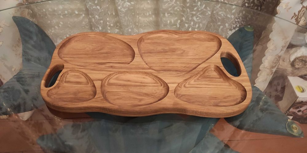 Деревянный поднос из дуба 42x24см