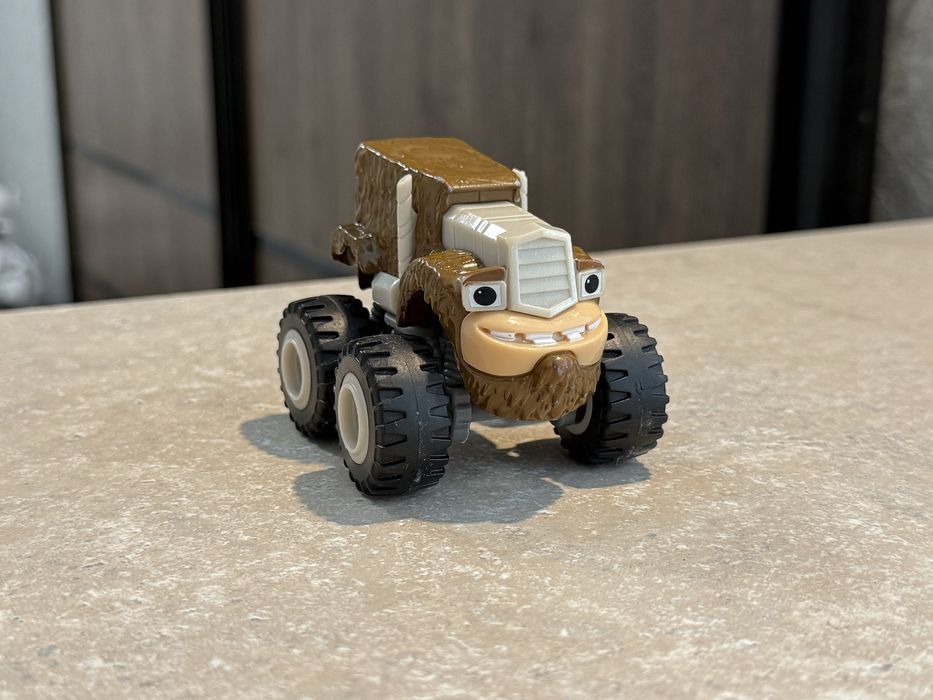 Грязьєтті герой мультик диво-машинки/ Вспиш / Спиш Fisher-Price