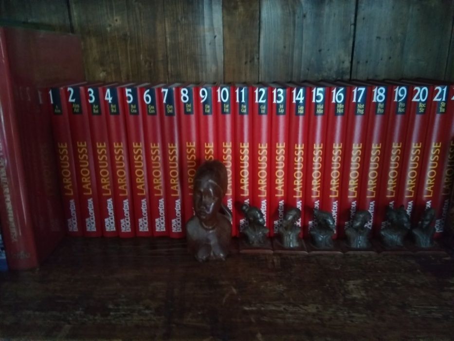 Enciclopédia La Rousse – 22 volumes