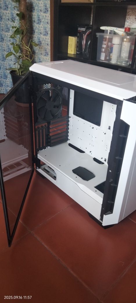 Caixa pc de torre gaming