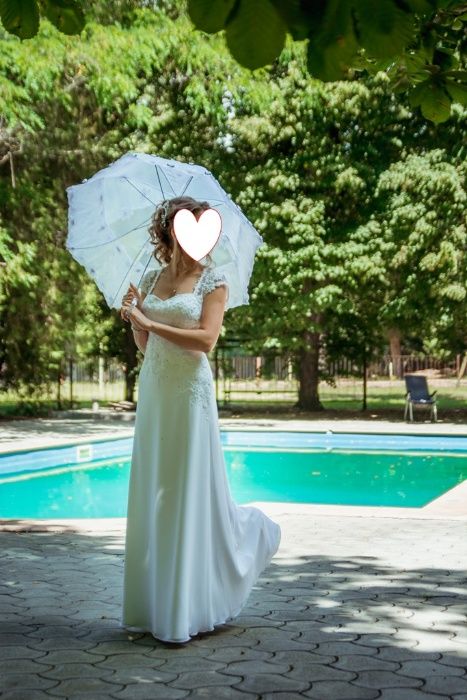 Весільна сукня без кілець