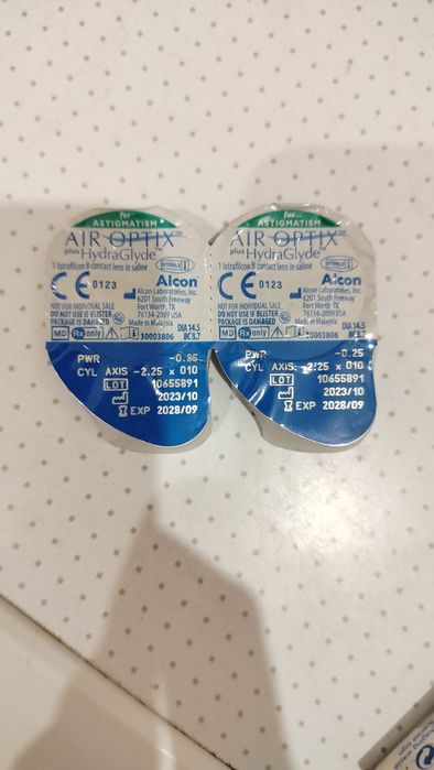 Контактні лінзи для астигматизму
Air Optix plus HydraGlyde for