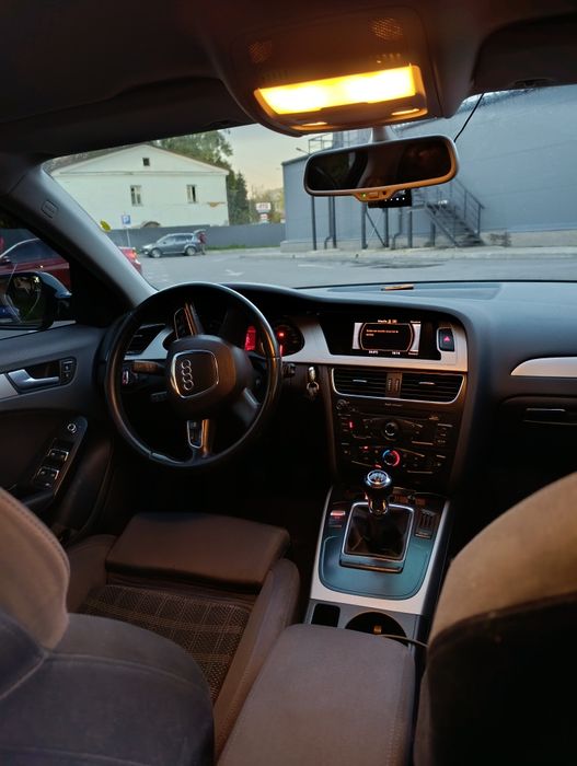 Audi A4 B8 2.0tdi 170сил 2010