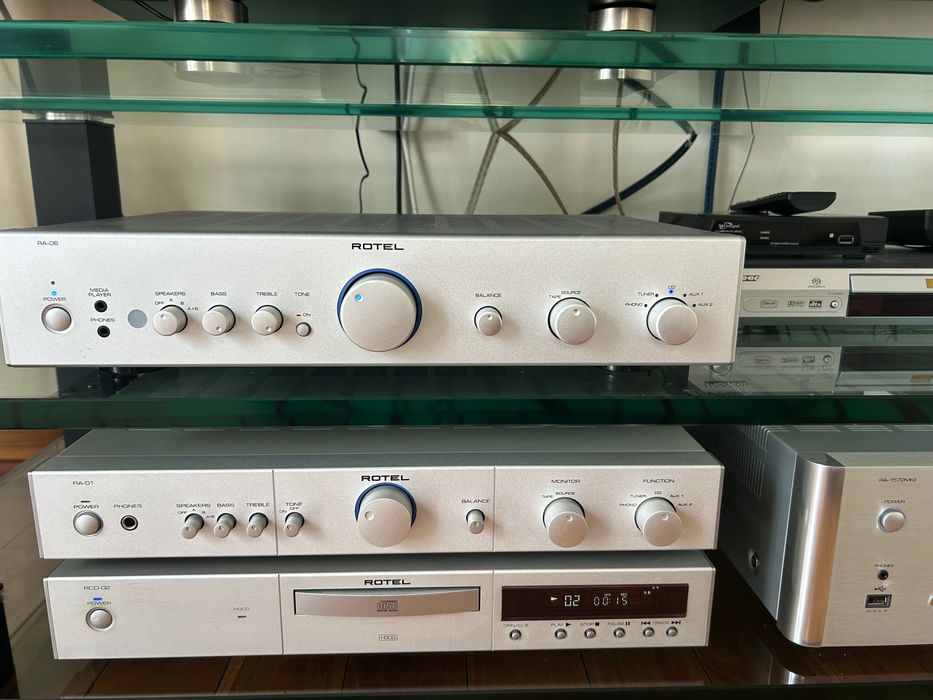 Інтегральний підсилювач ROTEL RA-06 Silver