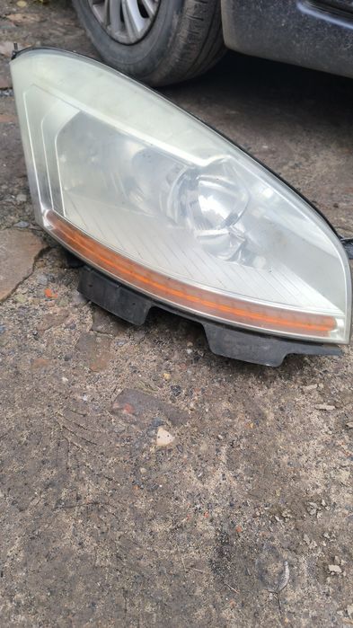 Sprzedam lampę do C4 Grand Picasso 2007r