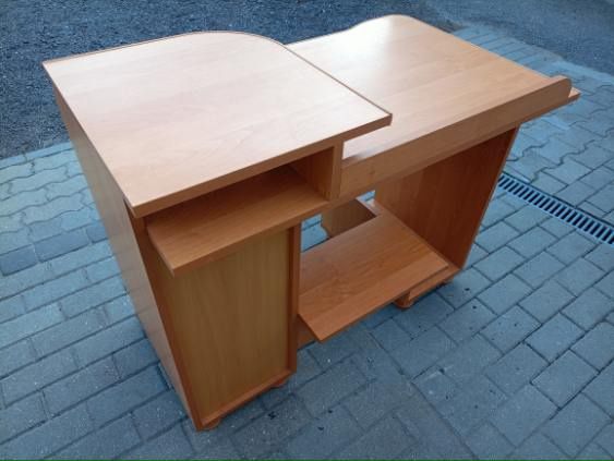 Sprzedam biurko komputerowe