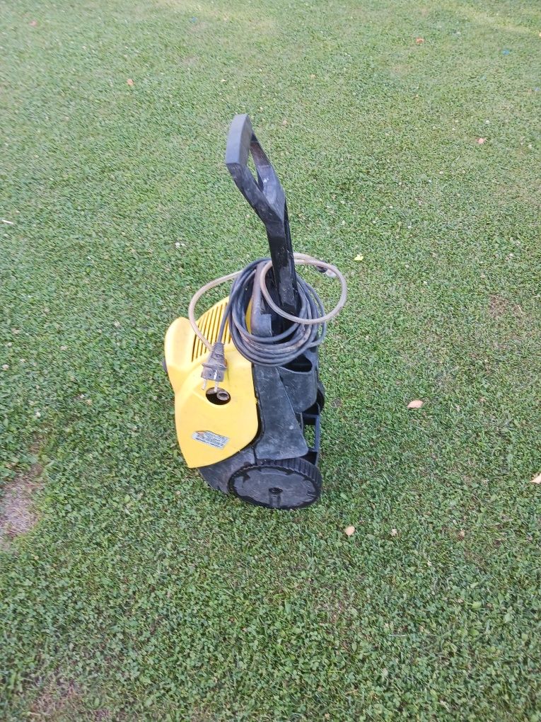Myjka karcher 520M  Nilfisk C135.1i