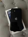Czarny iphone 12