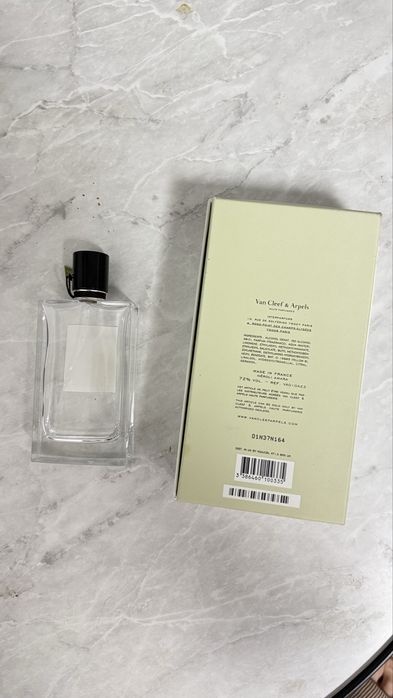 Коробка і флакон Van Cleef & Arpels Neroli Amara