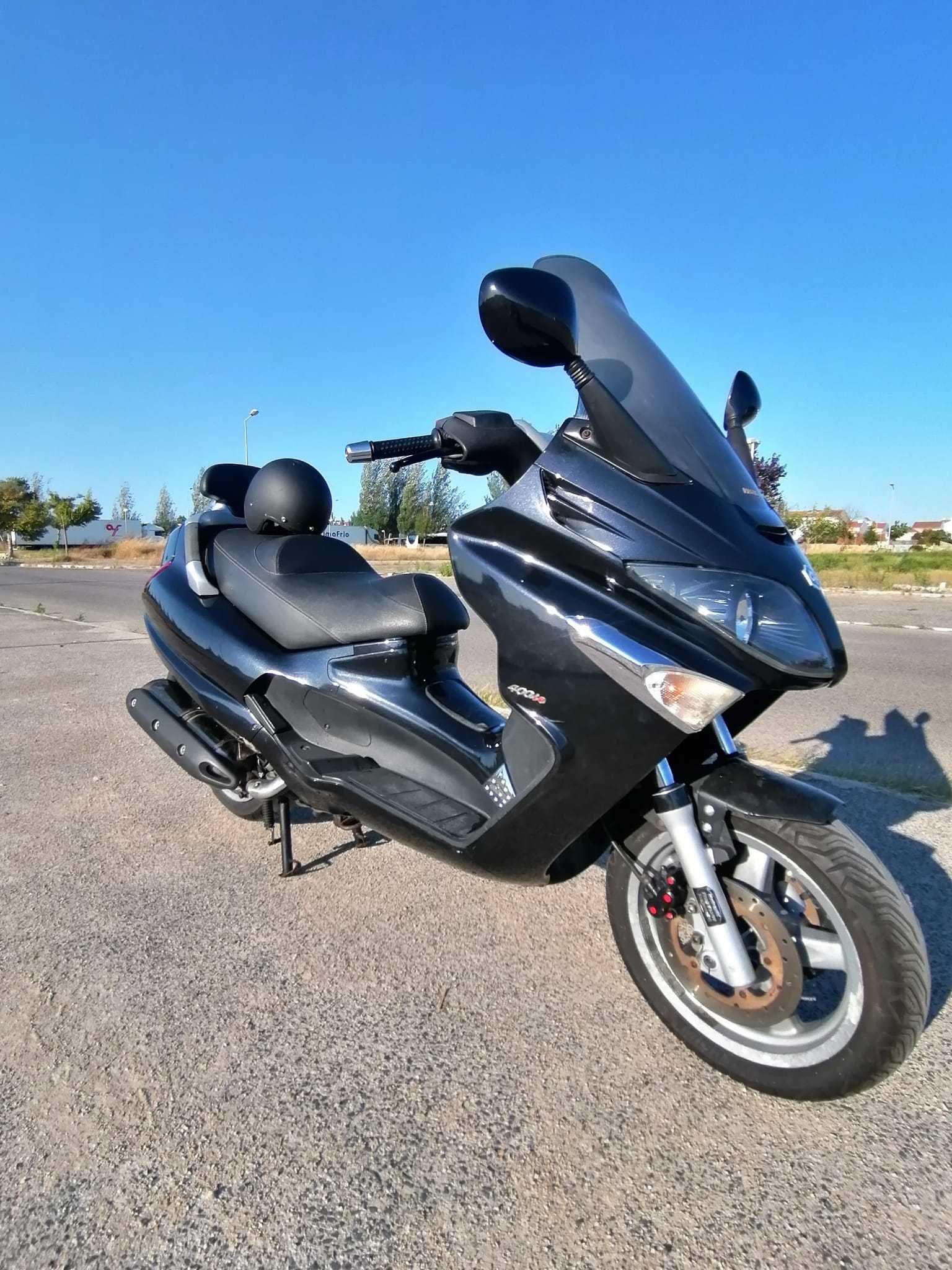 Ótimo preço!!! Só até Domingo.Piaggio Xevo 400 ie