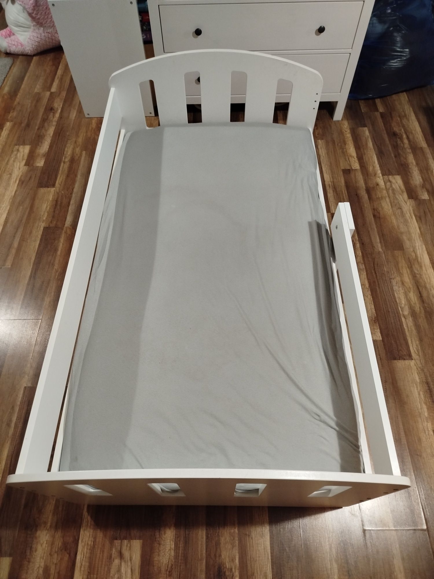 Łóżko dziecięce białe 140 x 80 + szuflada