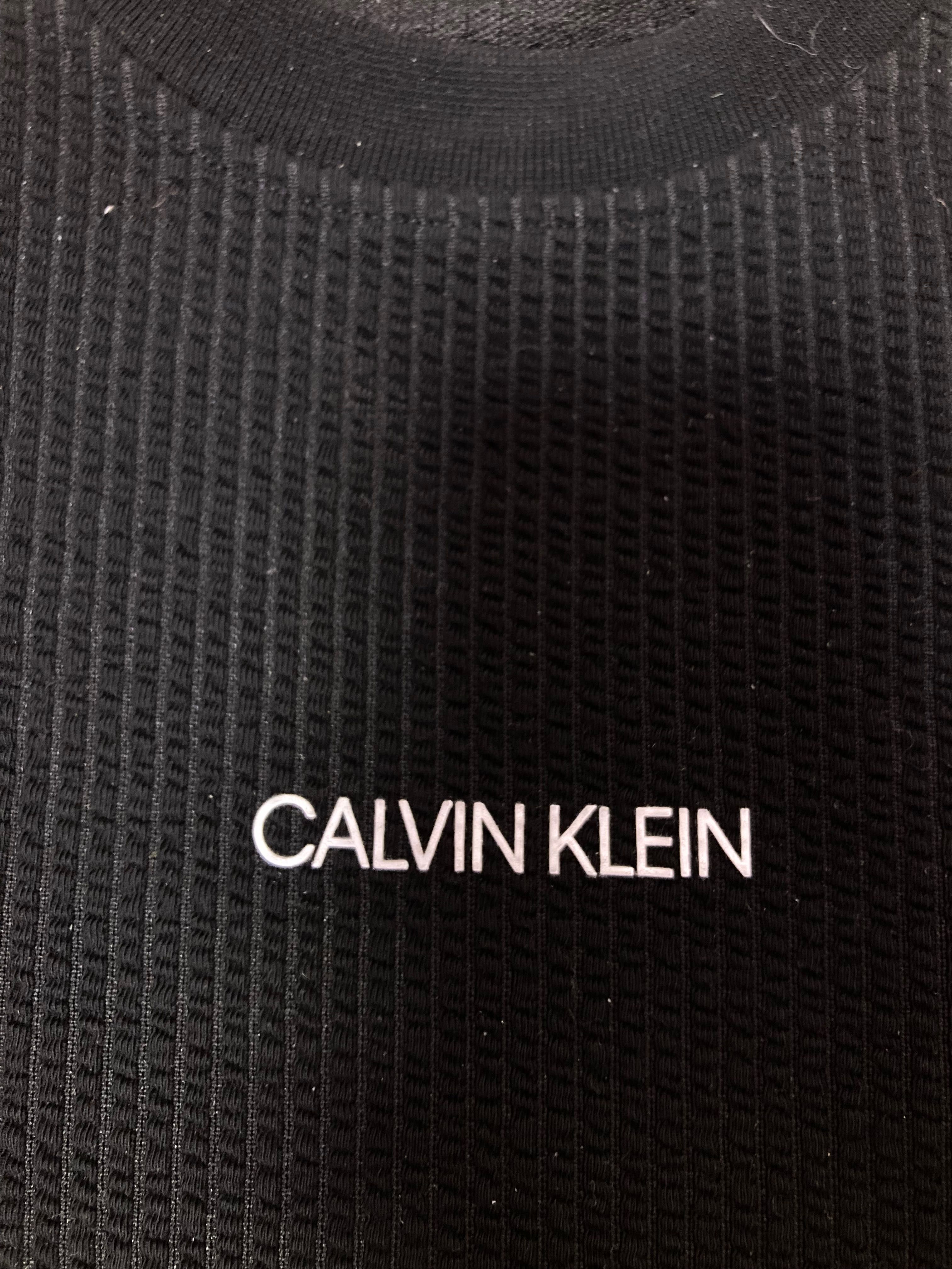 Кофта Calvin Klein с новой коллекции