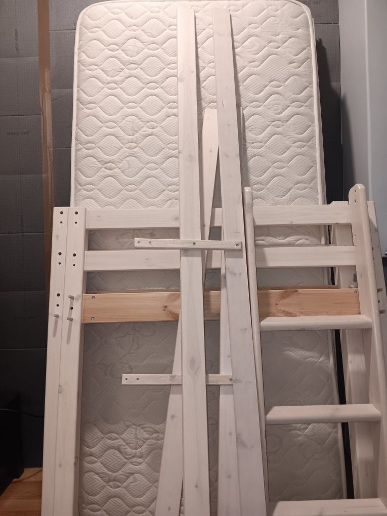 Colchão  com oferta da cama