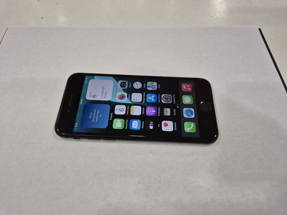 ZADBANY Telefon Apple Iphone SE (2020) 128GB Czarny Bateria 100%