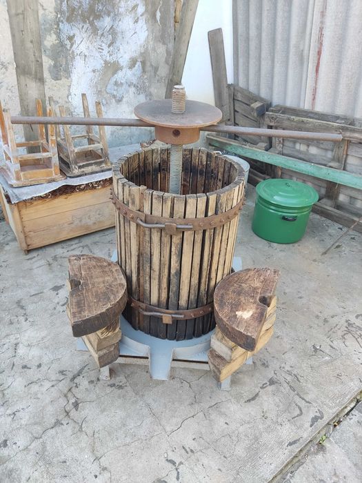 Пресс для винограда