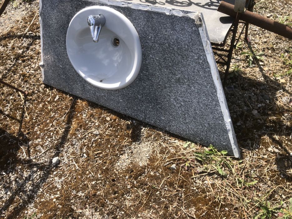 Pedras mamore com lavatorio