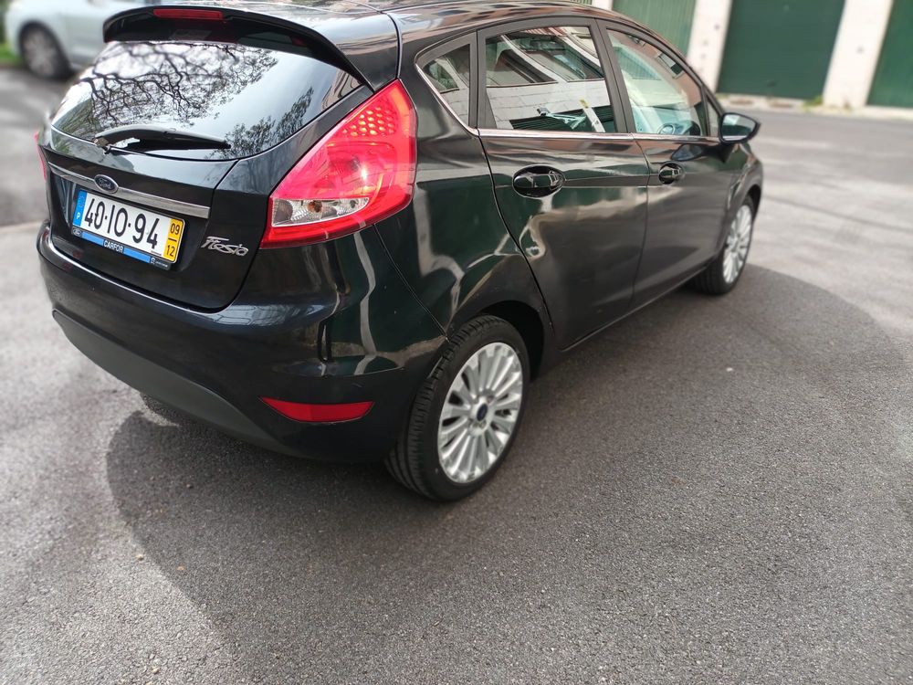 Ford Fiesta 1.2 gasolina