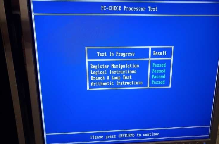 Ретро процессор Intel 8088-2 керамический (IBM XT)