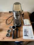 Ekspres do kawy Delonghi EC685