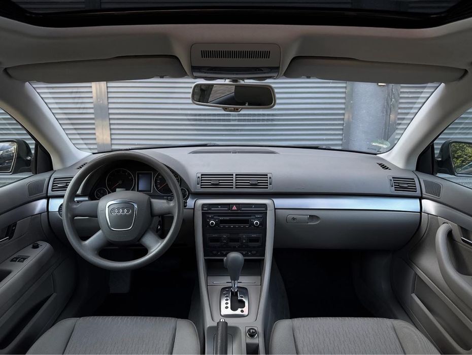 Audi A4 B7 2.0 MPI бензин, автомат