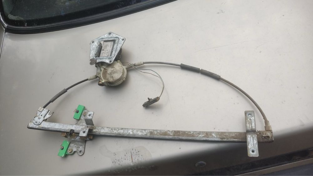 Стеклоподьемники на nissan vanette