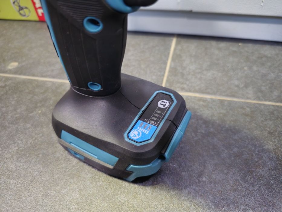 800Nm 20V Гайковерт аккумуляторный Бесщеточный  Makita / ProCraft акб