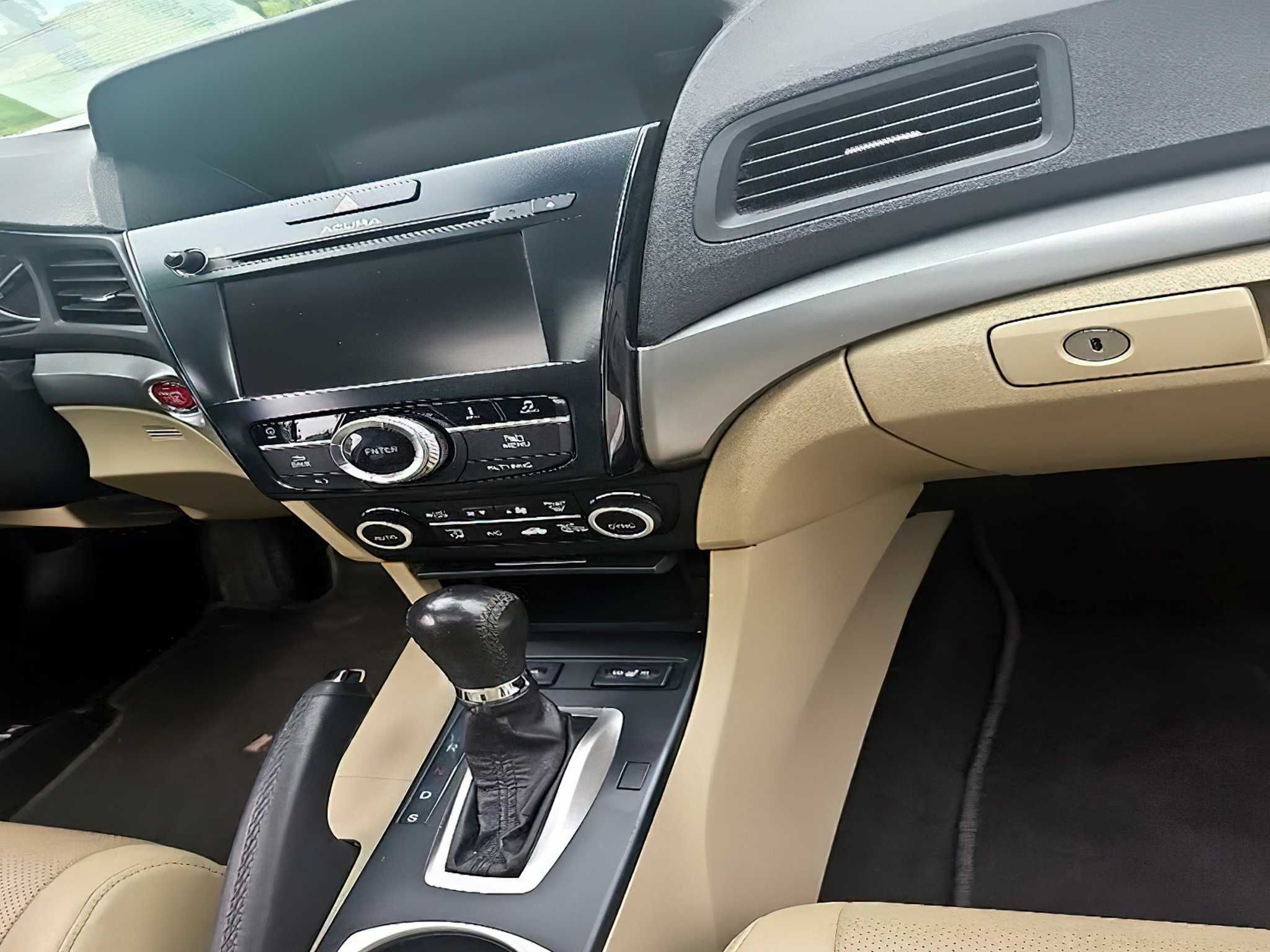 Acura ILX Technology Plus 2017
