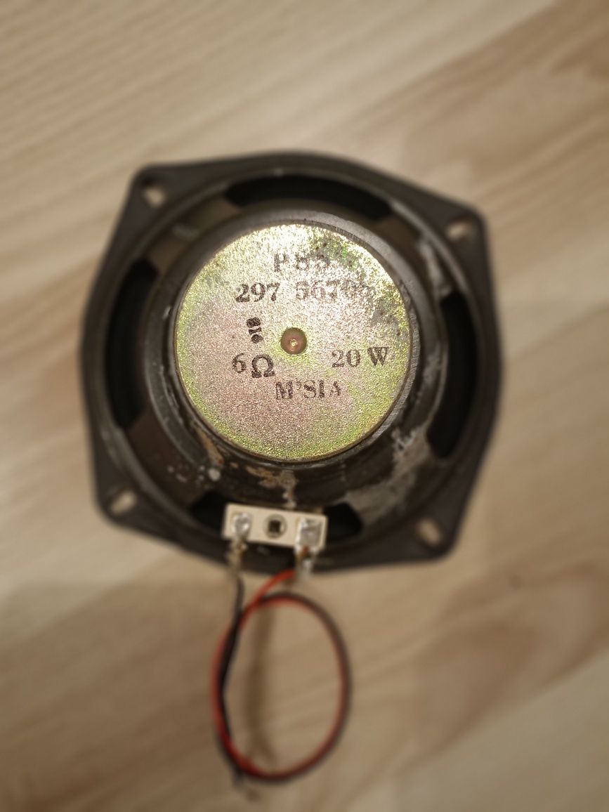 głosniki 6 ohm 20W, 8 ohm 10W