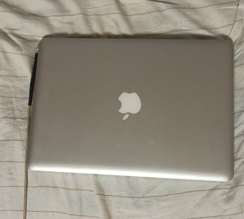 Продам MacBook Pro