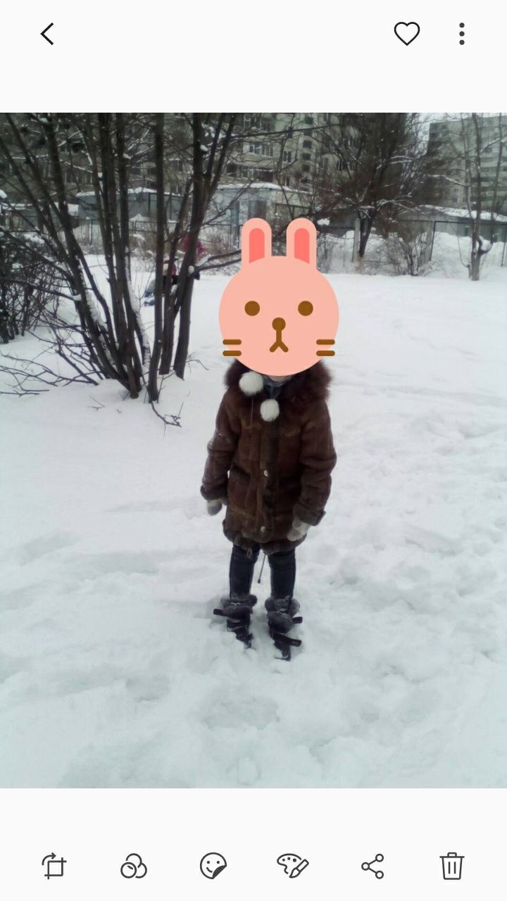 Дубленка на девочку 7-9 лет