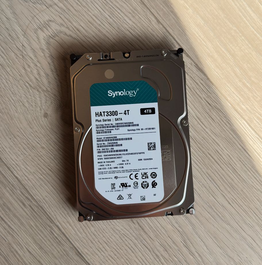 Dysk HDD Synology HAT3300-4T, 4TB, SATA