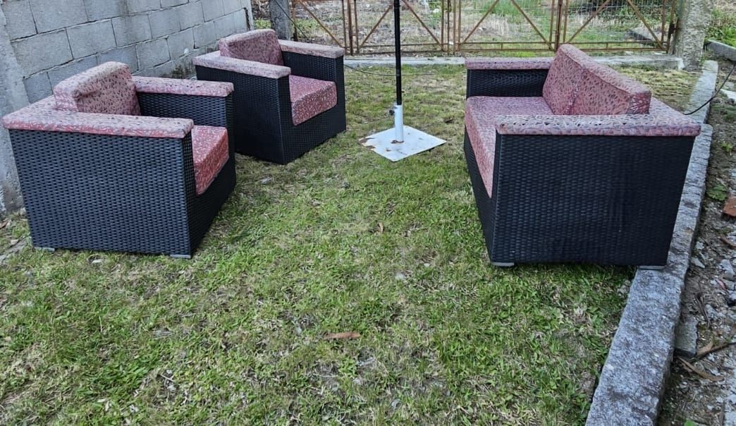 Conjunto jardim com mesa