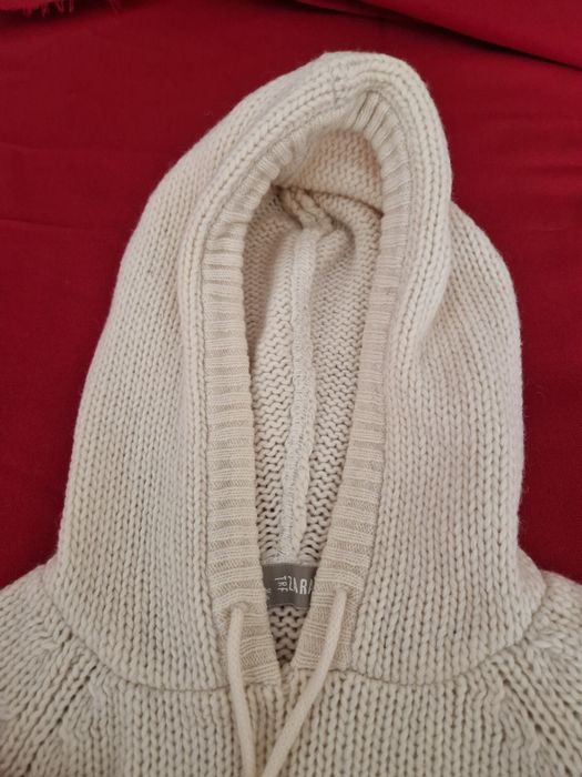 Casaco de malha com capuz