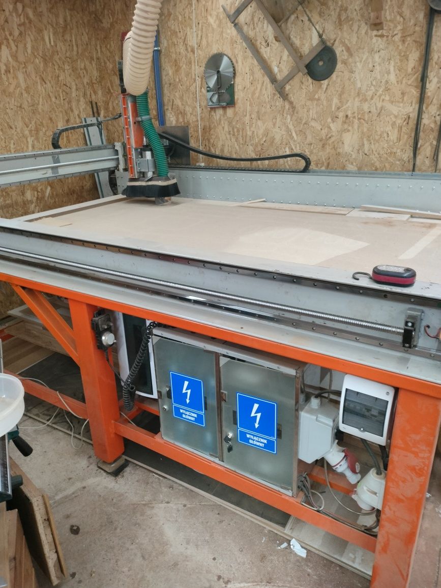 Frezarka CNC trzyosiowa ploter