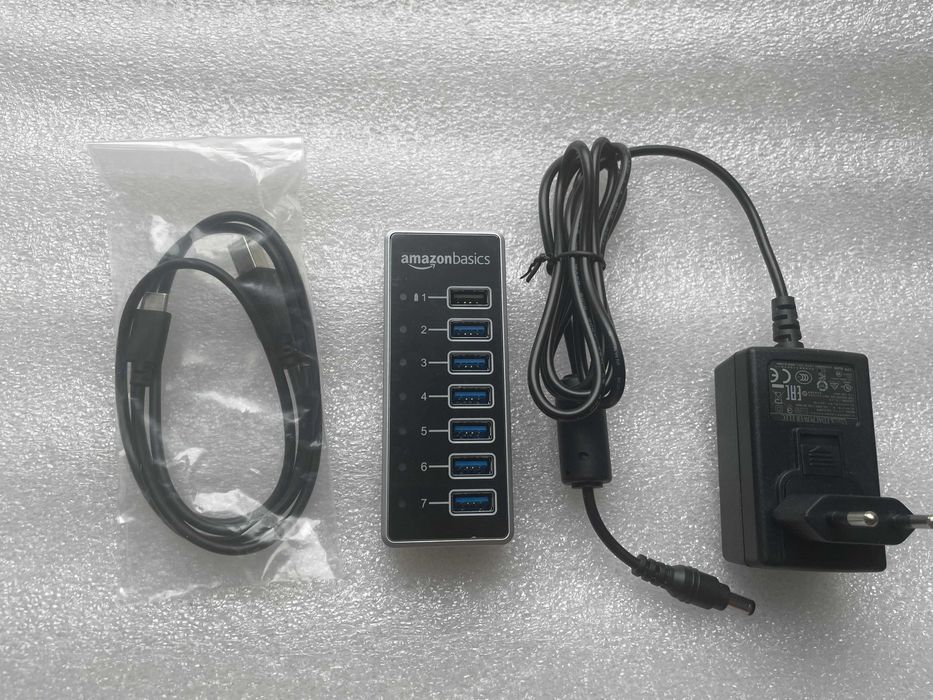 Amazon Basics 7-portowy HUB z USB-C na USB-A z zasilaczem 36 W (12V/3A
