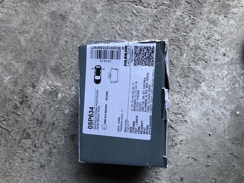 Тормозные Колодки задние Jetta 6, новые