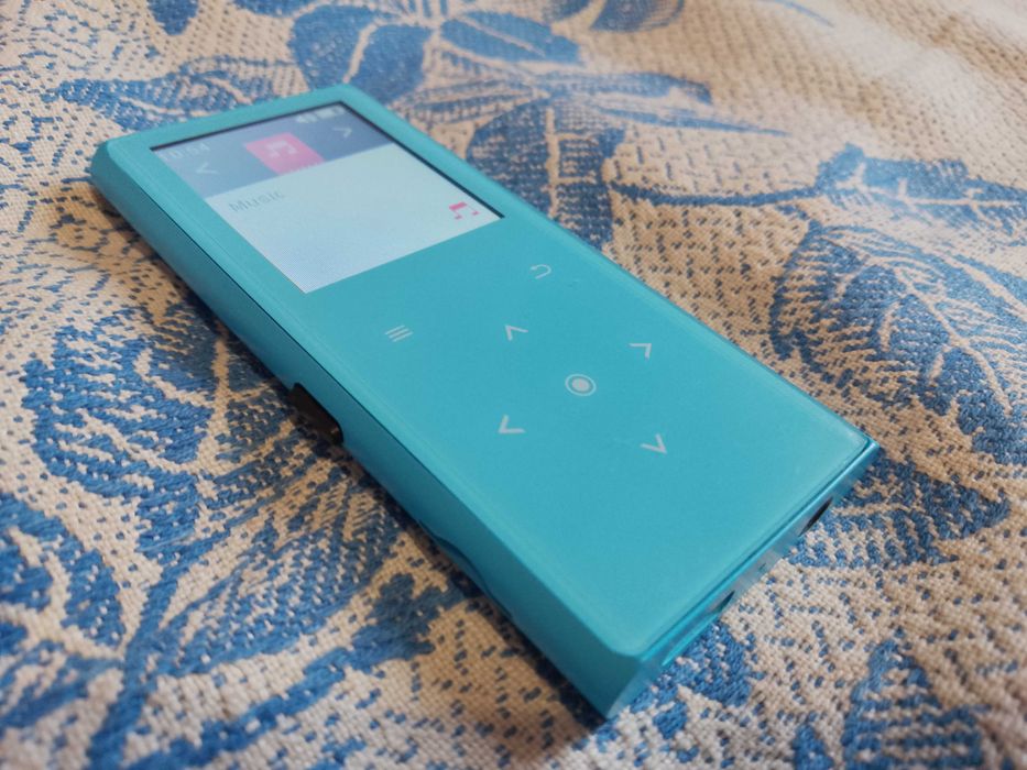 BENJIE M660 Bluetooth Lossless MP3 Player. Чудовий стан.