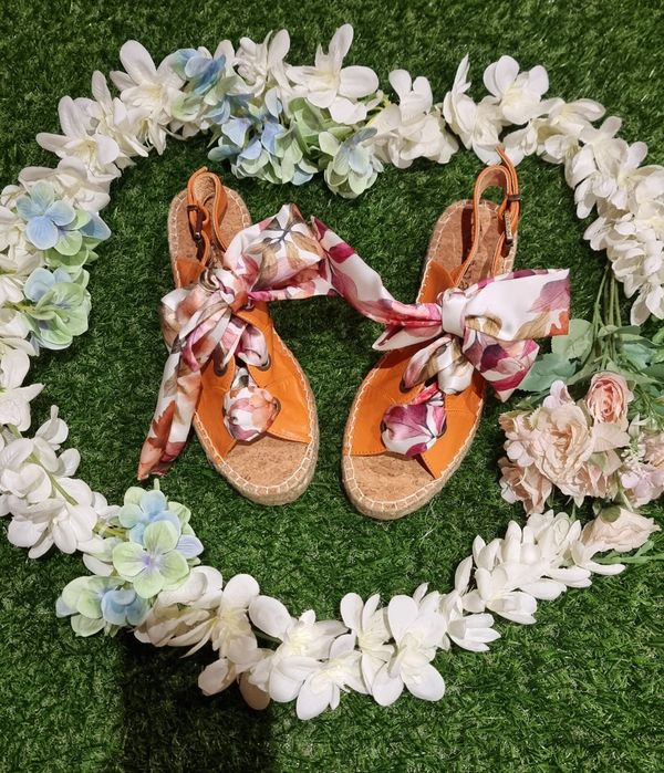 Sandália Cor Laranja Cubanas
