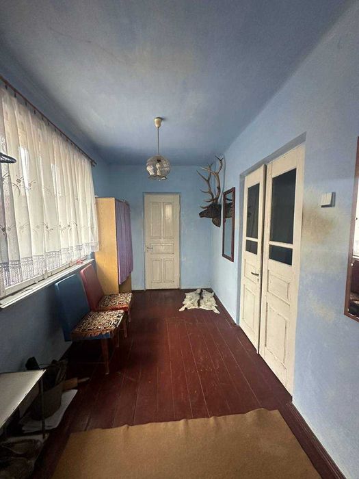 Власник.Продам будинок в центрі монастириська біля школи жилий стан
