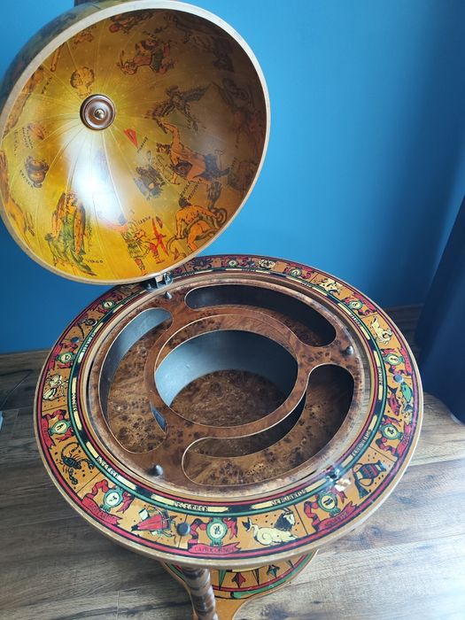 Globus, barek, szafka na alkohol, ziemia, vintage