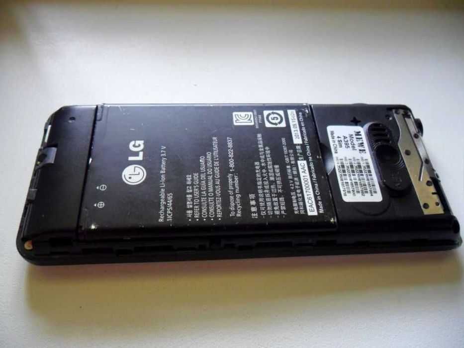 Колекционерам очень редкий LG a 395 на 4сим