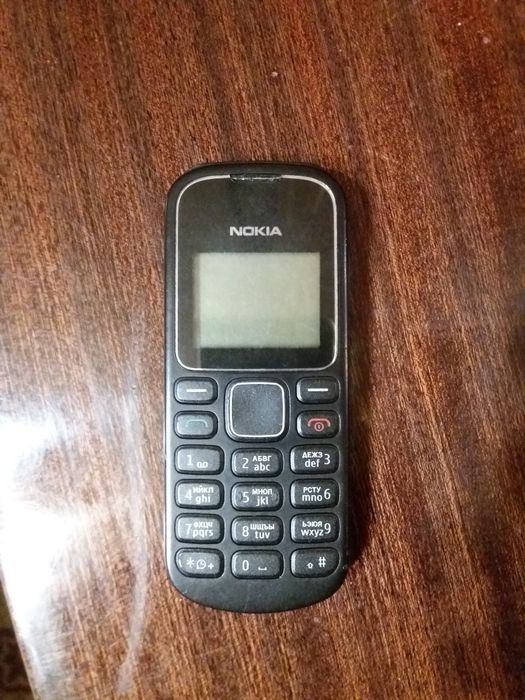 Мобильный телефон